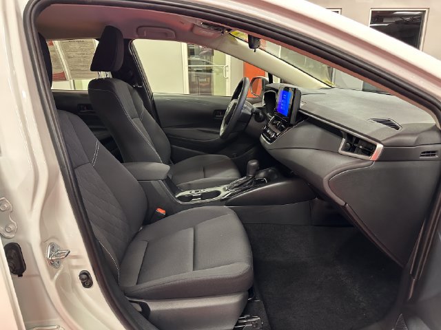 Certified 2024 Toyota Corolla LE w/ LE Convenience Package FWD image 16