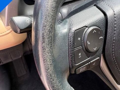 Used 2016 Toyota RAV4 XLE AWD/4WD image 14