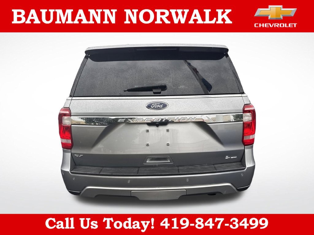 Used 2020 Ford Expedition XLT w/ Equipment Group 202A AWD/4WD image 3