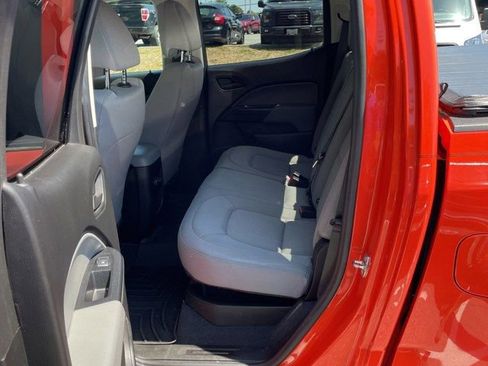 Used 2019 Chevrolet Colorado W/T w/ WT Convenience Package AWD/4WD image 9