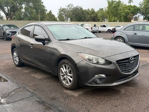 Used 2016 MAZDA MAZDA3 i Touring FWD image 6