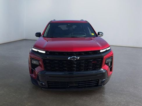 Used 2025 Chevrolet Traverse RS AWD/4WD image 8