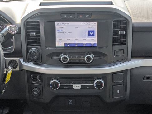 Used 2022 Ford F150 XLT w/ Equipment Group 301A Mid image 18