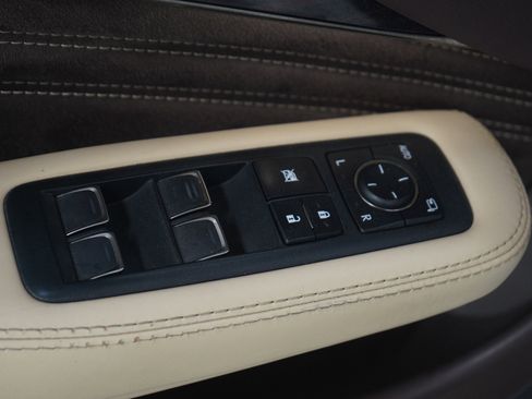 Used 2019 Lexus LS 500 AWD w/ Interior Upgrade Package image 23