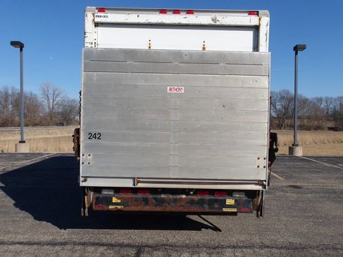 Used 2008 Ford E-350 and Econoline 350 Super Duty image 4