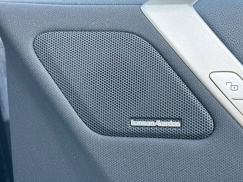 Certified 2023 BMW iX xDrive50 w/ Premium Package image 21