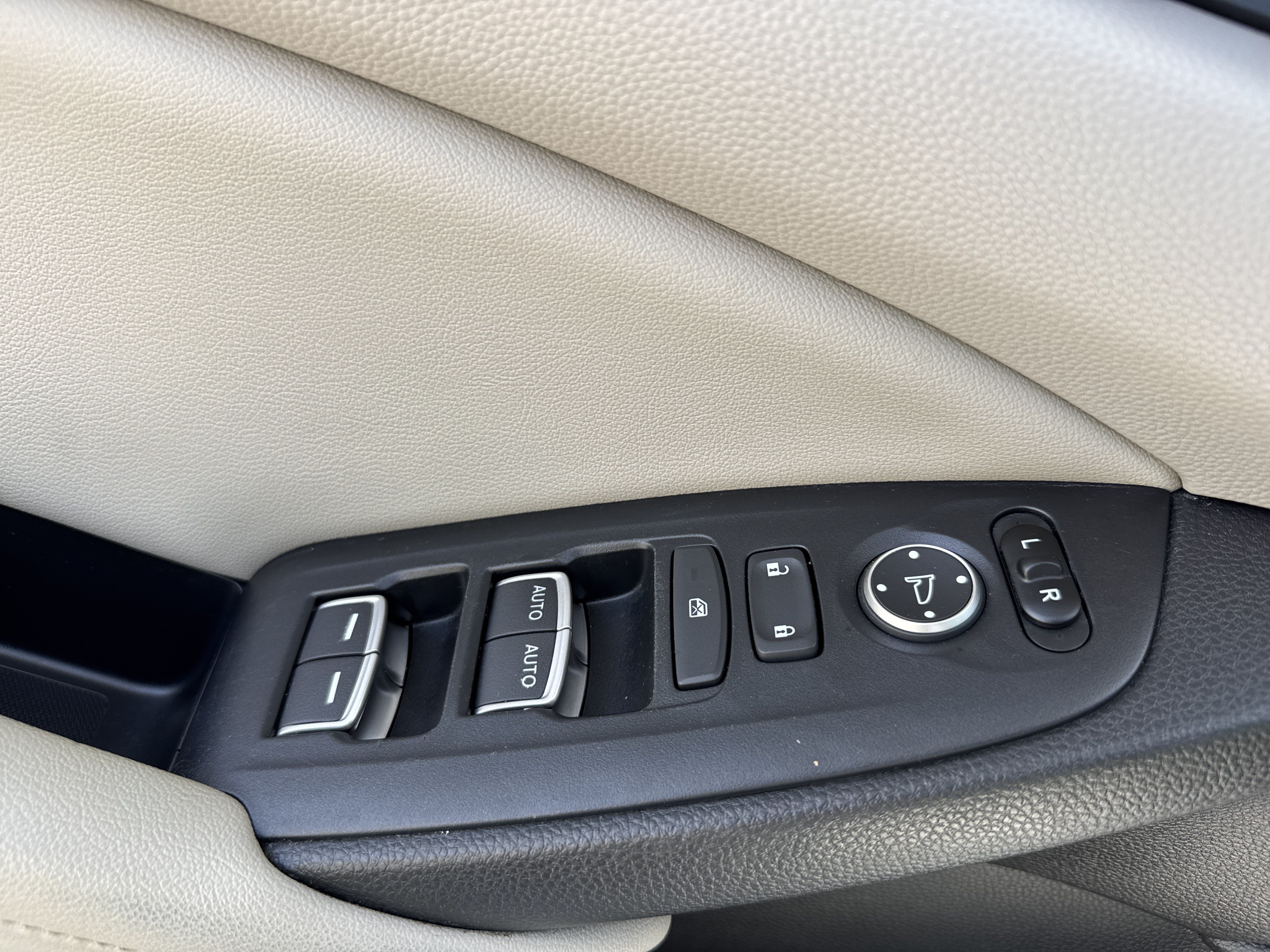 Used 2019 Honda Accord LX image 15