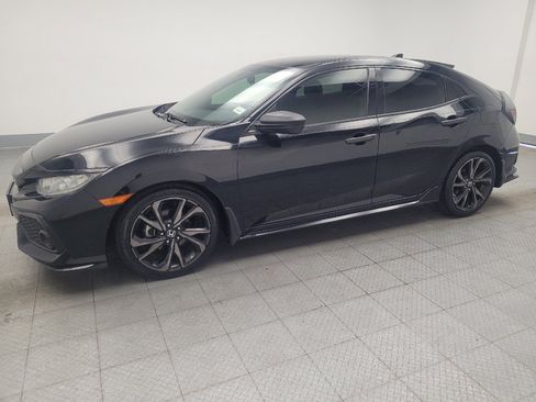 Used 2018 Honda Civic Sport image 2
