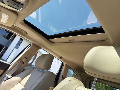 Used 2020 Jeep Grand Cherokee Limited RWD image 16