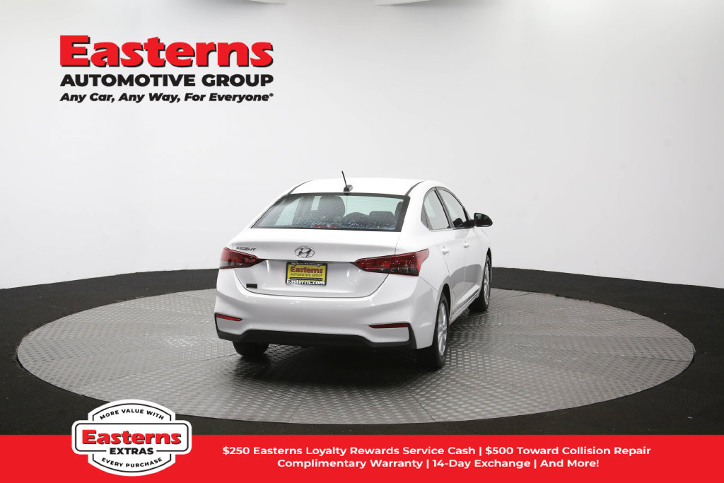 Used 2022 Hyundai Accent SEL FWD image 39