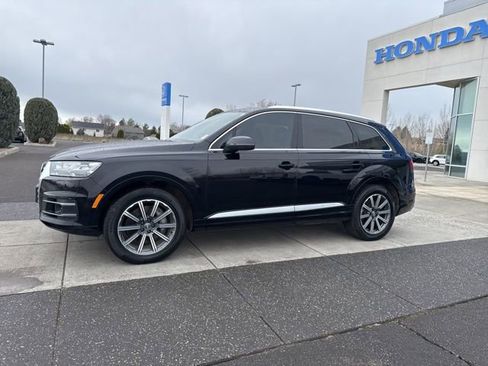 Used 2017 Audi Q7 3.0T Premium Plus w/ Premium Plus Package AWD/4WD image 14