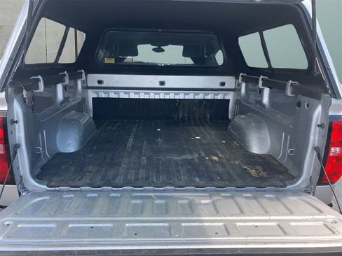 Used 2018 Chevrolet Silverado 1500 LT w/ All Star Edition image 32