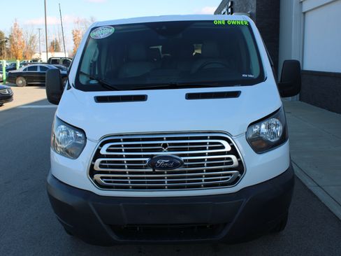 Used 2018 Ford Transit 350 XL image 4