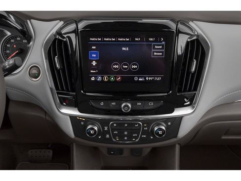 Used 2019 Chevrolet Traverse Premier w/ Driver Confidence II Package FWD image 29