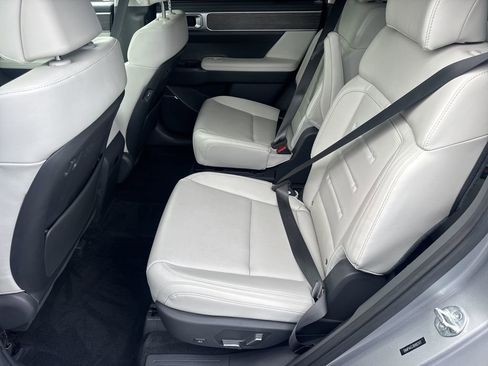 Used 2024 Hyundai Santa Fe Calligraphy FWD image 20
