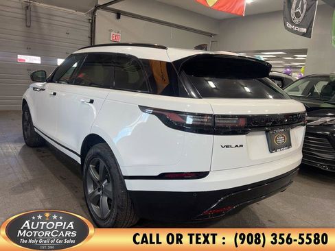 Used 2025 Land Rover Range Rover Velar Dynamic SE image 3