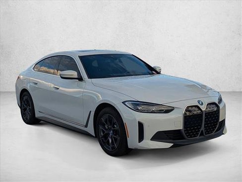 Certified 2023 BMW i4 eDrive40 image 3