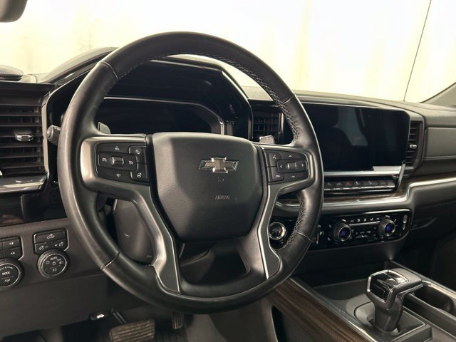 Used 2023 Chevrolet Silverado 1500 RST AWD/4WD image 8