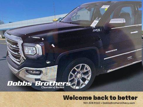 Used 2018 GMC Sierra 1500 SLT w/ SLT Premium Package image 2