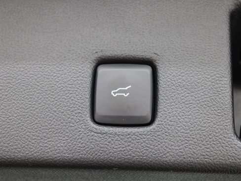 Used 2023 Ford Escape SE FWD image 30