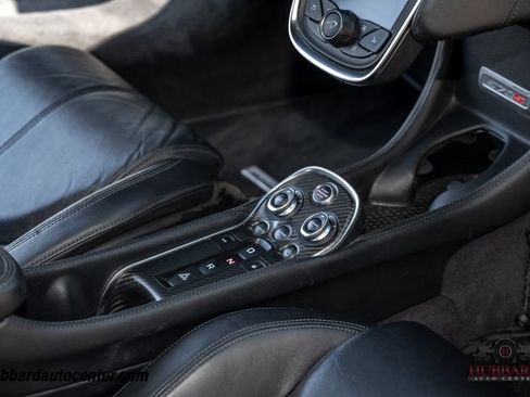 Used 2017 McLaren 570S Coupe RWD image 27