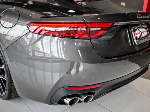 Used 2024 Maserati GranTurismo Modena image 12