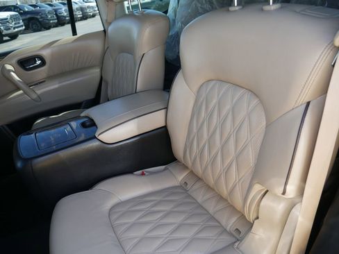 Used 2023 Nissan Armada Platinum w/ Captain's Chairs Package AWD/4WD image 20