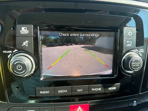 Used 2022 RAM ProMaster City Tradesman FWD image 18