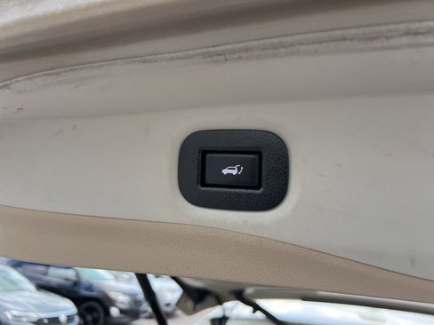 Used 2019 Nissan Rogue SV w/ Premium Package AWD/4WD image 25