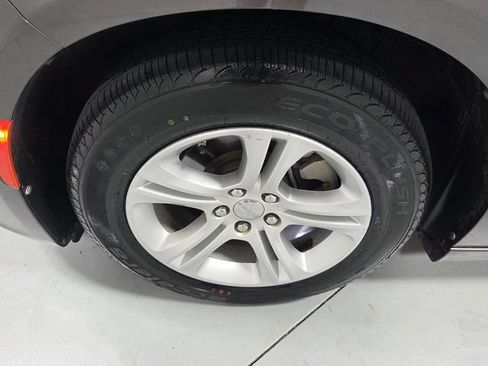 Used 2023 Dodge Charger SXT RWD image 16