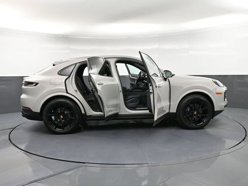 New 2026 Porsche Cayenne Coupe AWD/4WD image 36