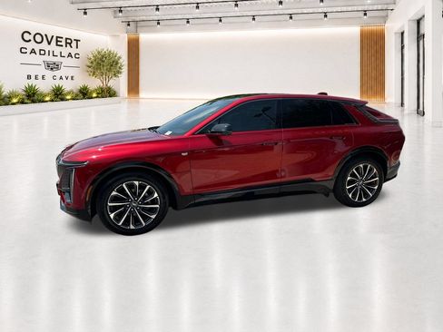 Certified 2024 Cadillac Lyriq Sport RWD image 5