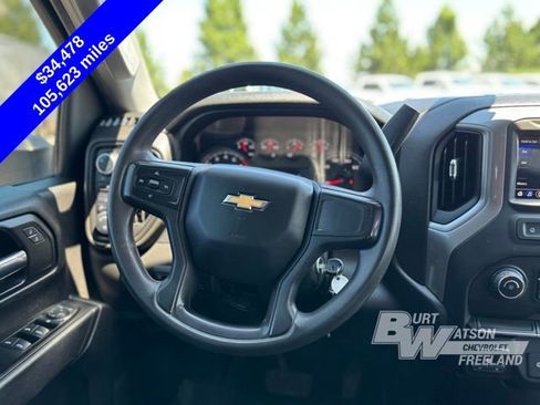 Used 2022 Chevrolet Silverado 2500 W/T w/ WT Convenience Package image 15