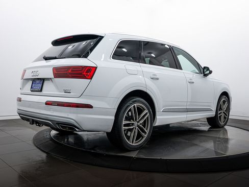 Used 2017 Audi Q7 3.0T Premium Plus w/ Premium Plus Package image 4