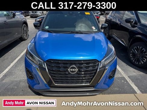 Used 2022 Nissan Kicks SR FWD image 2