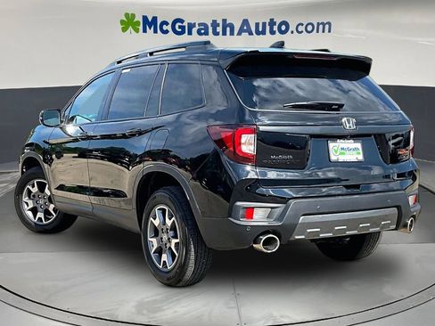 Used 2023 Honda Passport TrailSport image 5