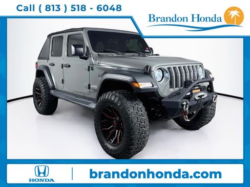 Used 2018 Jeep Wrangler Unlimited Sport S AWD/4WD image 1