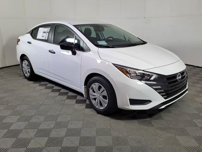New 2025 Nissan Versa S w/ Trunk Package