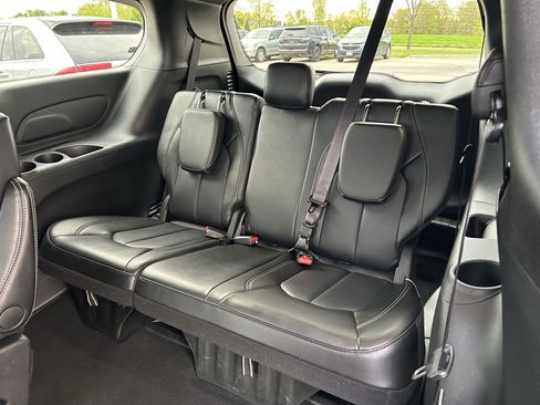 Used 2025 Chrysler Pacifica Select FWD image 20