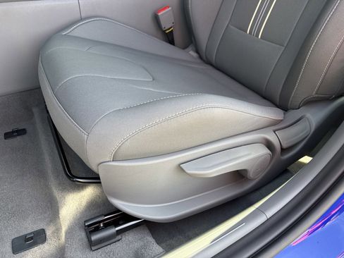 New 2026 Hyundai Elantra SEL Sport FWD image 11