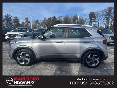 Used 2023 Hyundai Venue SEL w/ Cargo Package