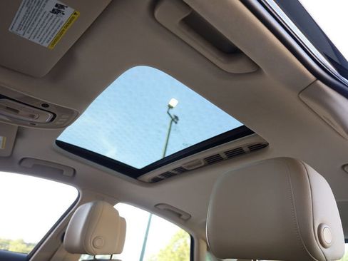 Used 2017 Audi A4 2.0T Premium image 19