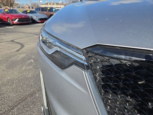 Used 2023 Cadillac XT6 Sport image 19