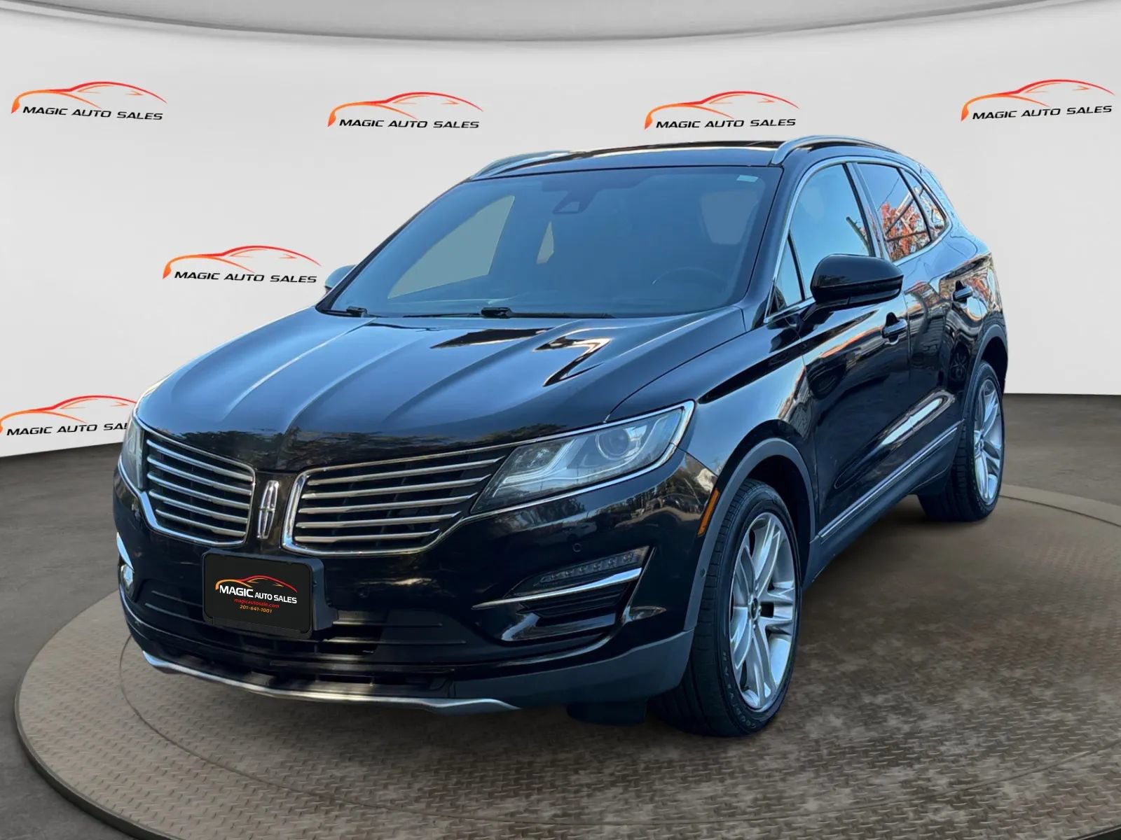 Used 2017 Lincoln MKC Reserve AWD/4WD image 1