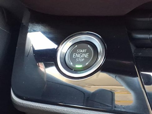 Used 2025 Buick Envision Sport Touring AWD/4WD image 24