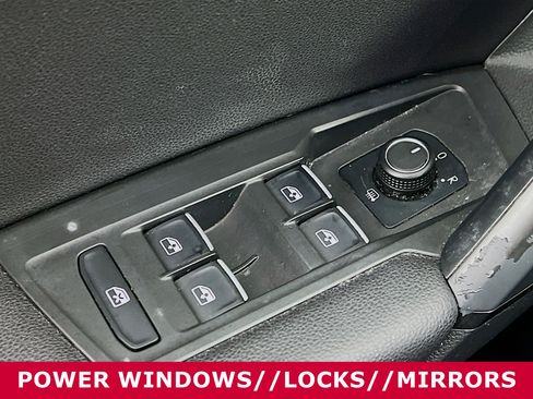 Used 2019 Volkswagen Tiguan SEL w/ 3rd Row Seat Package image 20