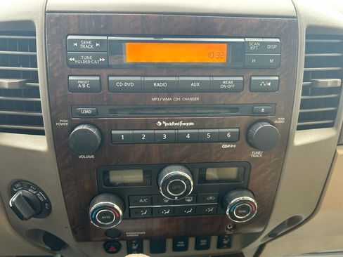 Used 2010 Nissan Titan LE w/ LE Max Utility Pkg AWD/4WD image 21