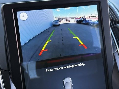 Used 2024 Ford Edge Titanium image 18