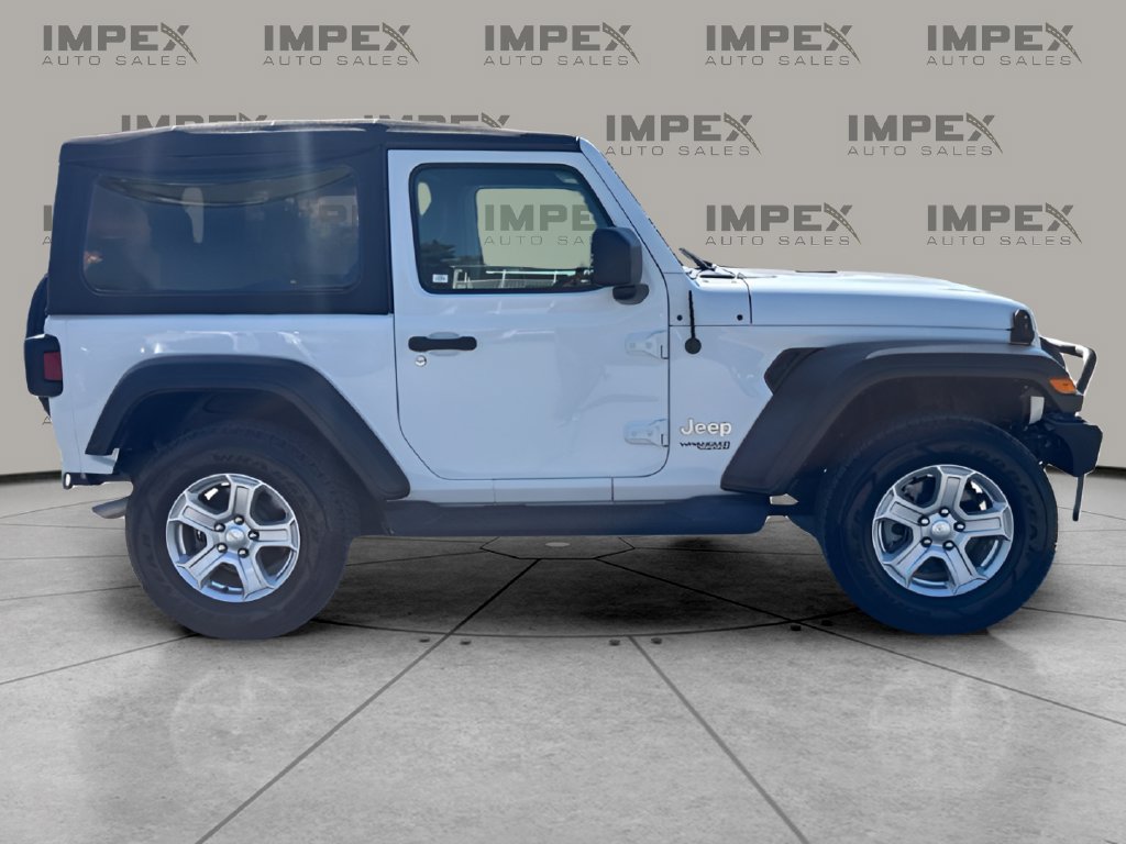 Used 2018 Jeep Wrangler Sport AWD/4WD image 6