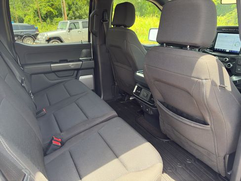 Used 2022 Ford F150 XLT w/ Equipment Group 302A High AWD/4WD image 13